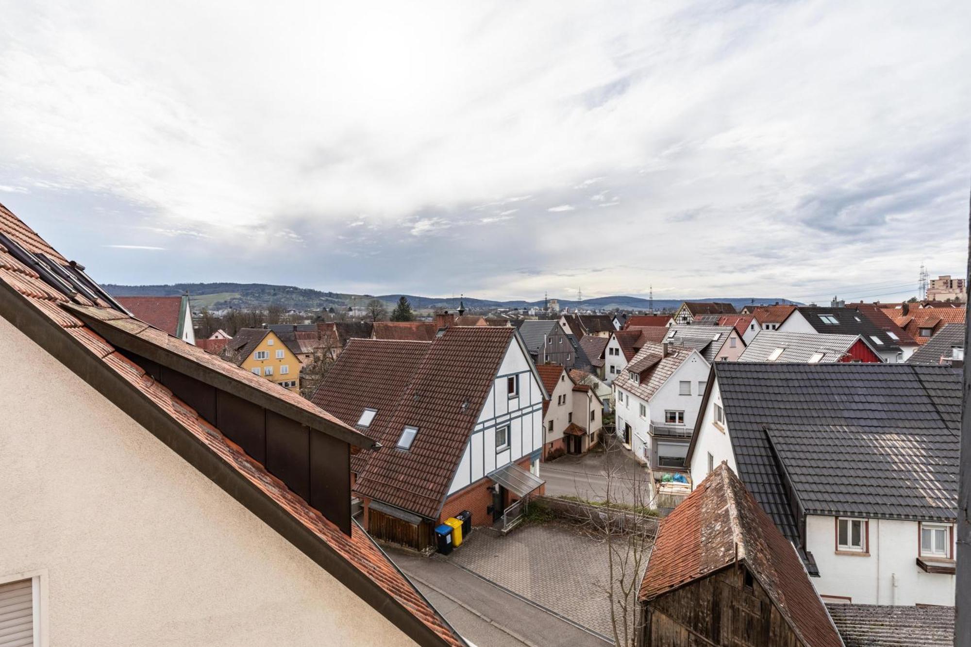 Apartmenthaus Ferienwohnungen Sila Weinstadt Exterior foto